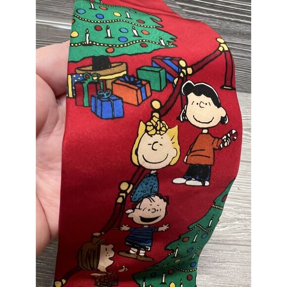 Peanuts Men's Snoopy Santa Claus Silk Neck Tie Christmas Holidays Charlie Brown - Picture 5 of 10